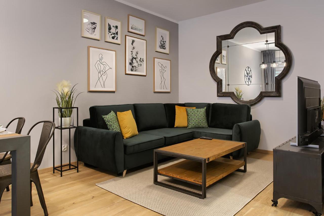 Zentrum II Apartament Parking By Impero بوزنان المظهر الخارجي الصورة